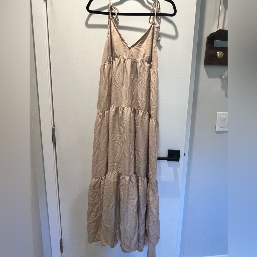 Unsubscribed 100% Silk Maxi Dress - sz 6 - nude cream - NWOT